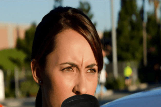 Law enforcement microphone eliminates all background noise and protects privacy!
